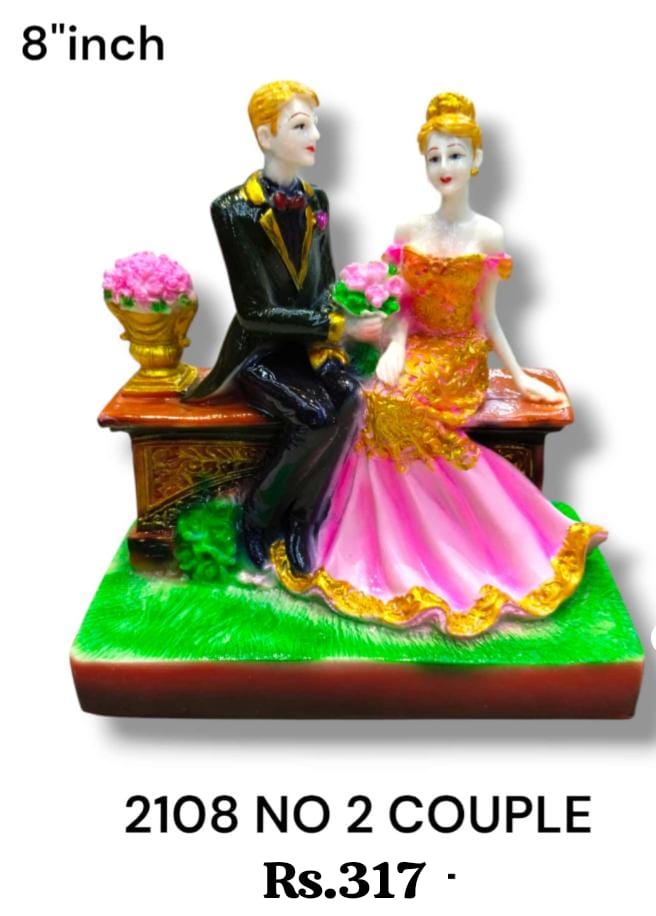 Couple Statue